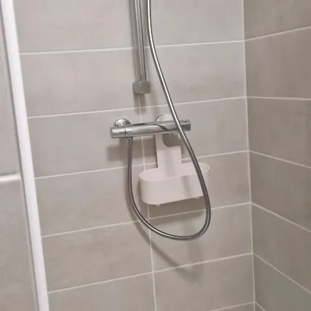 Proche Centre Et Gare Nîmes