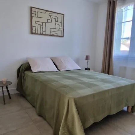 Apartment Proche Centre Et Gare Nîmes